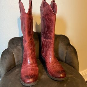 Gianni Bini Red Boot